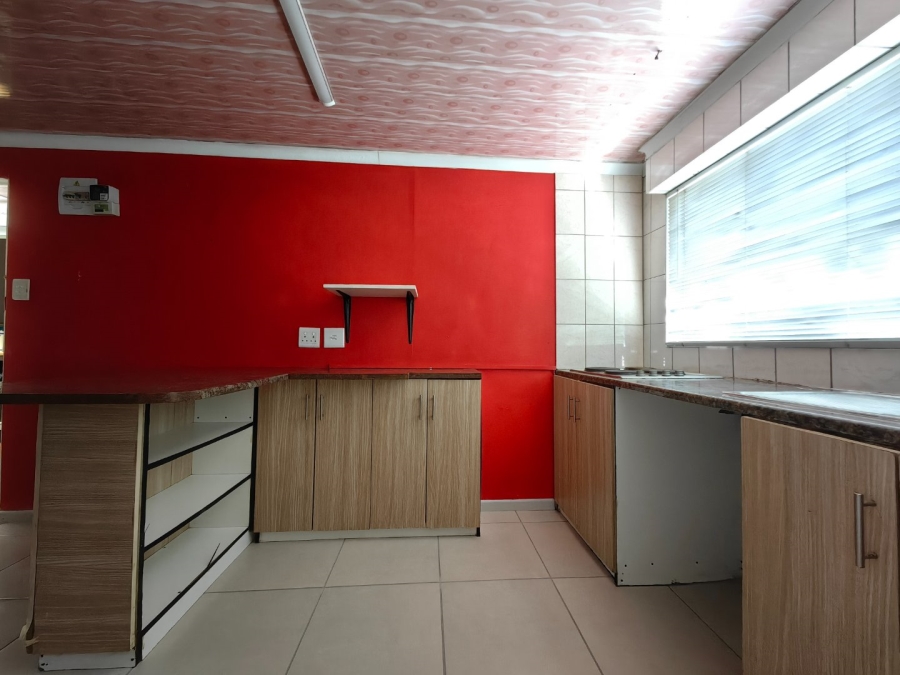 4 Bedroom Property for Sale in Eastridge Western Cape